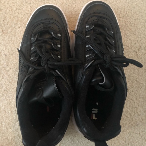 black filas - Picture 2 of 4